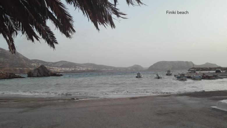 Arkasa Karpathos Seafront Paradisos Foiníkion Extérieur photo
